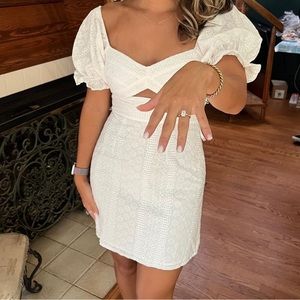 Perfect engagement party dress !!